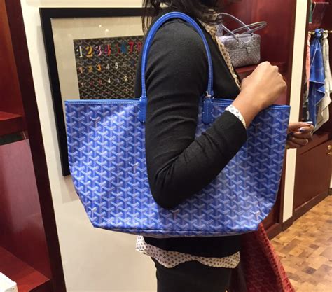 goyard tote green sizes